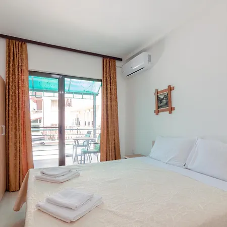 Ljupce Bed & Breakfast *
