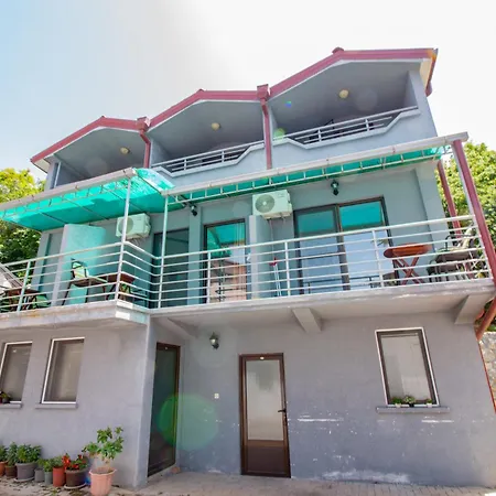 Bed & Breakfast Ljupce *